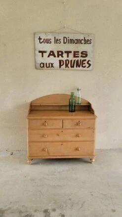 Pichpin Victorian Chest Of Drawers -Room Fold Zone fb33863e 8677 47d4 8337 19be6cfc90ce