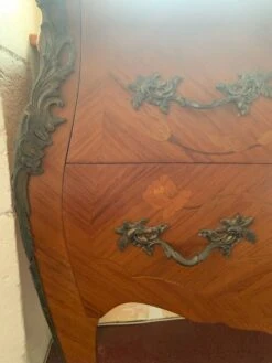 Louis XV Chest Of Drawers With Pink Marble -Room Fold Zone fd9675c6 b577 43bc 9442 0d74a41a385e